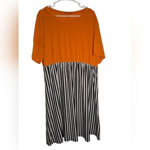 SHEIN Orange and Black Pleated Maxi Dress Casual Crew Neck